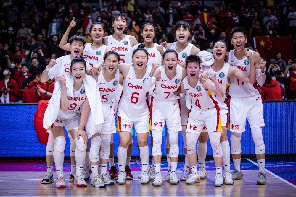 陈伟霆此次饰演阴阳寮大师兄慈沐，当被问及角色最厉害的地方，他兴奋回答是慈沐的手：;他的手会变成‘蜘蛛’一样，非常巨大，可以跳来跳去，想去哪立刻就能到达